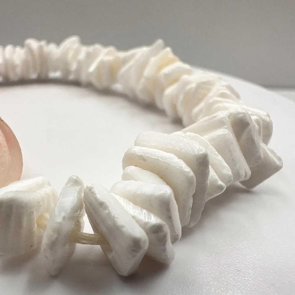 Vintage 90s‎ Hawaii Shell Heishe Bead Stretch Bracelet White Red Sea Turtle Honu